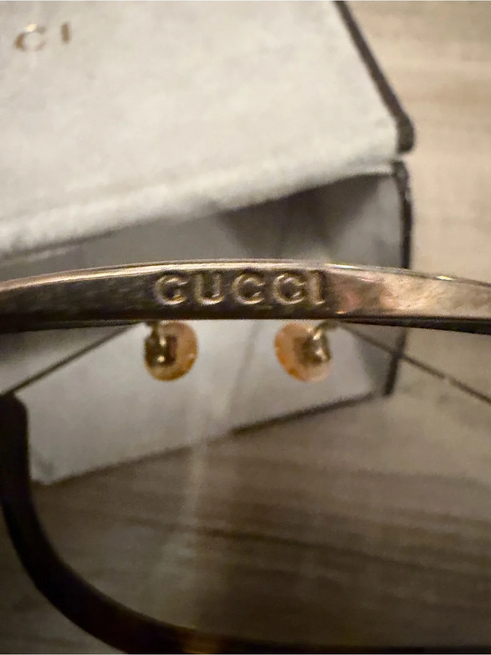 Vintage GUCCI Metal Aviator Sunglasses GG 2202/S Gold Tortoise Shell Gradient